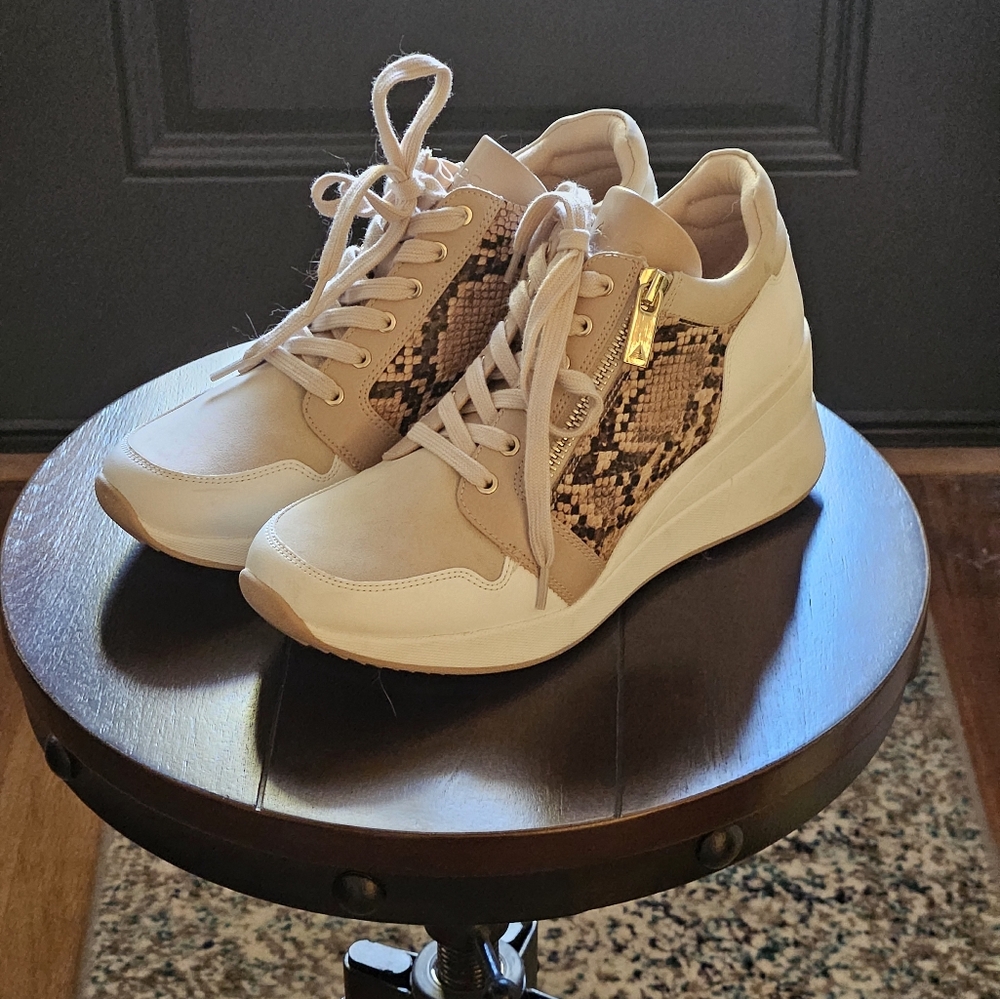 Tan snakeskin wedge/platform sneakers by Aldo!